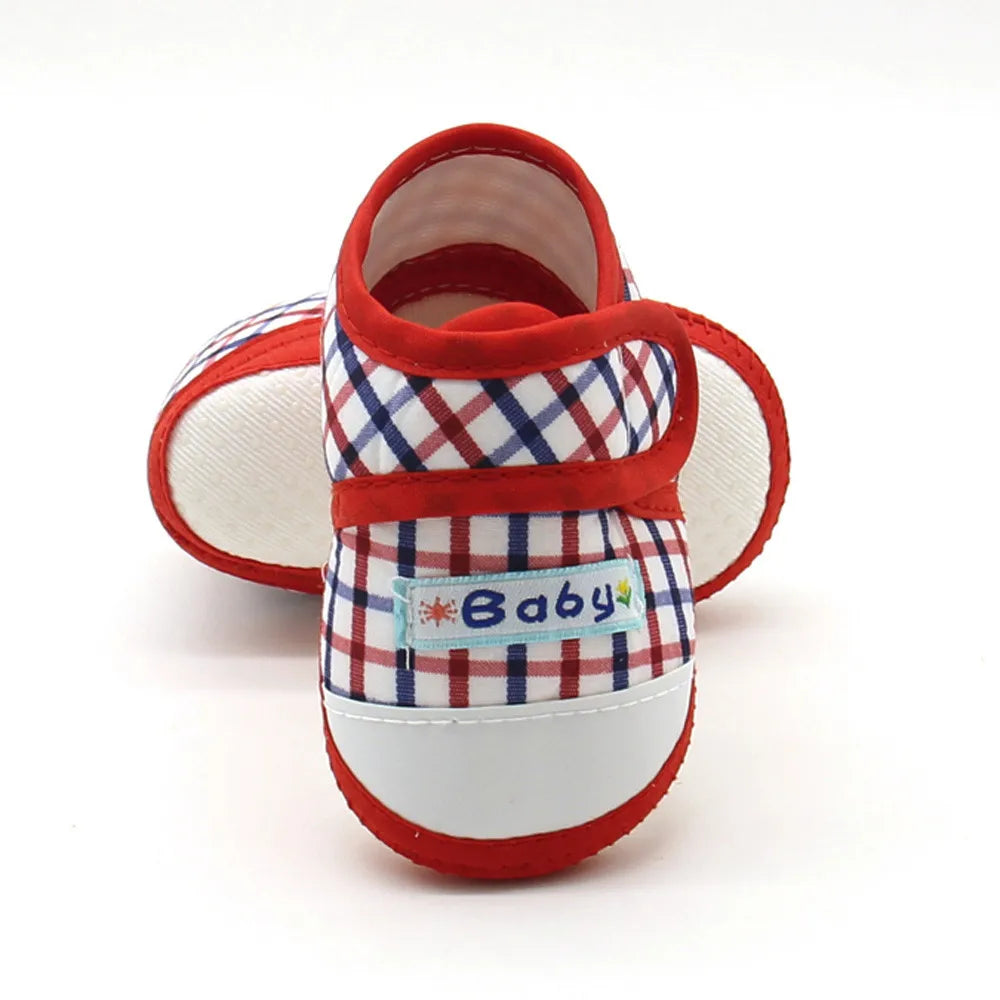 2024 Newborn Baby Casual Shoes Soft Sole Prewalker Warm Slip on Baby Girls Shoes Ultra-Light Comfort Versatile Sneakers 2024